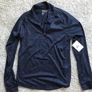 NWT Reebok Women’s athletic dry fit pullover